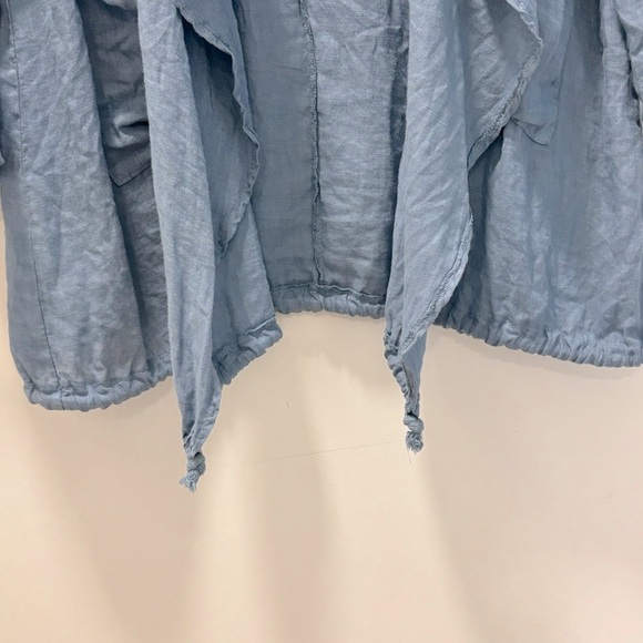 Devitalia Linen Bubble Hem Jacket in Blue - Picture 2 of 5